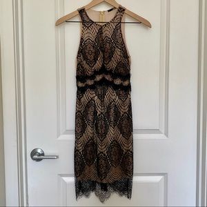 Lulu’s | Lace and Mesh Bodycon Evening Dress